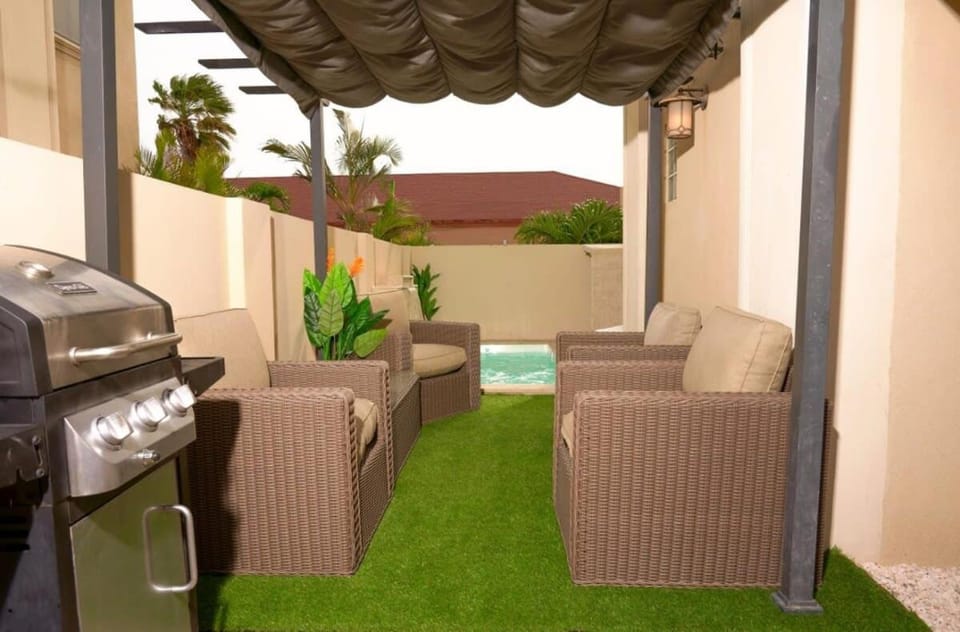 wonder apartment in gold coast with private pool Apartment in Noord