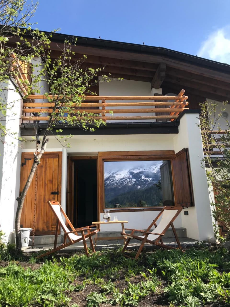 Comfort and sunshine in Celerina Chesa Prasura Apartment in Samedan