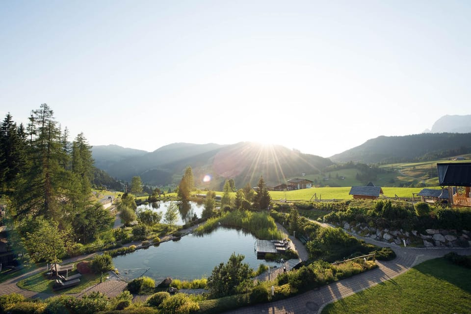 View (from property/room), Lake view, Mountain view