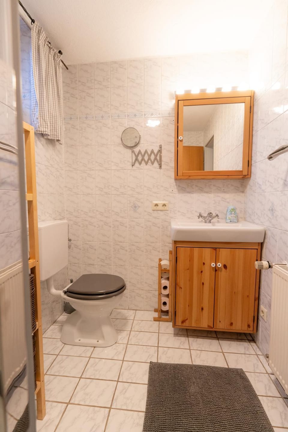 Toilet, Bathroom