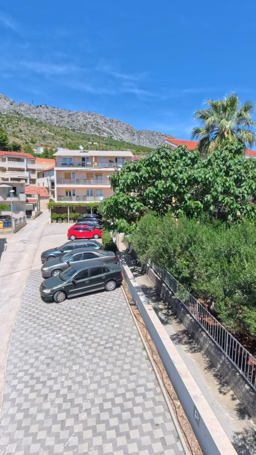 Property building, Parking