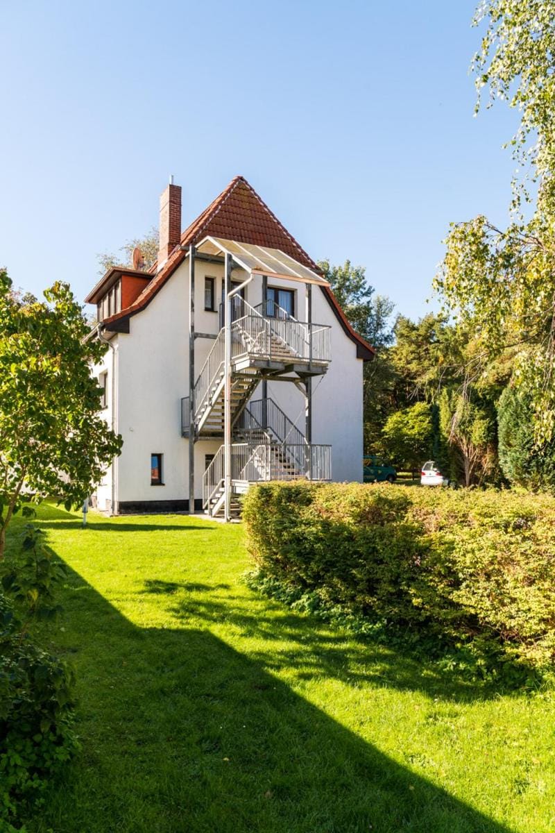 Property building, Garden