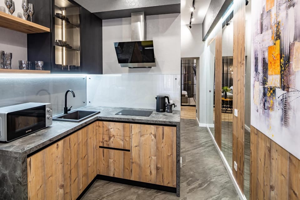 Kitchen or kitchenette