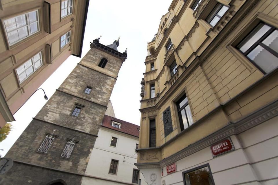 Nearby landmark