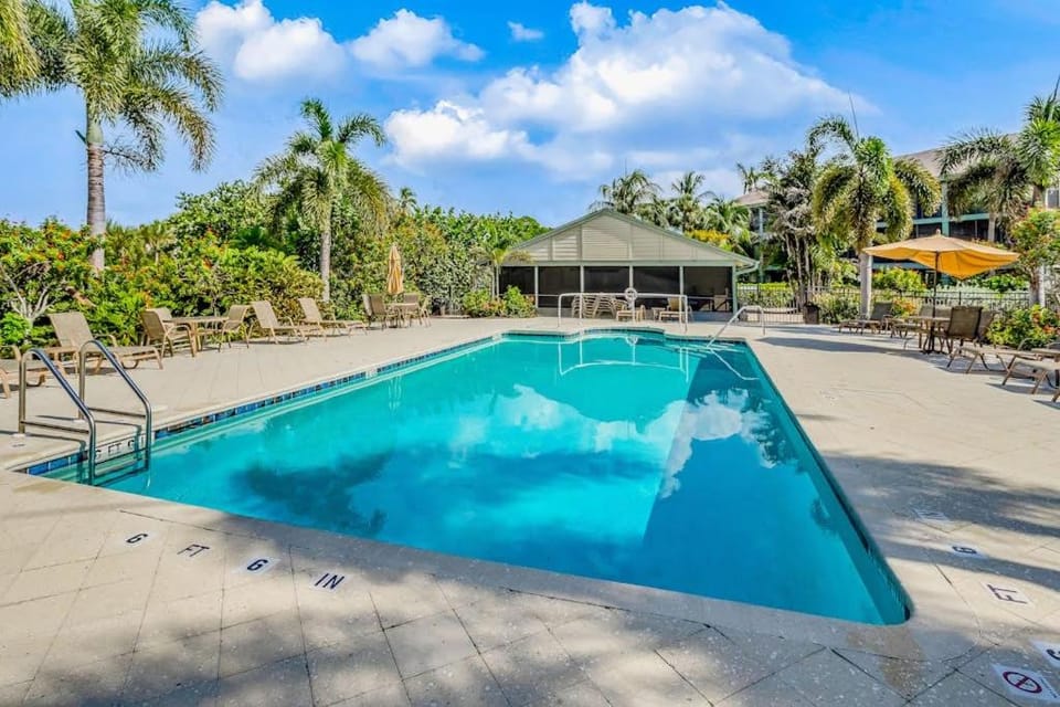 Bocilla Breeze House in Bokeelia