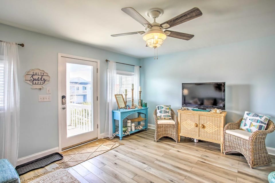 Coastal Oasis w/ Decks: Walk to Holden Beach! House in Holden Beach