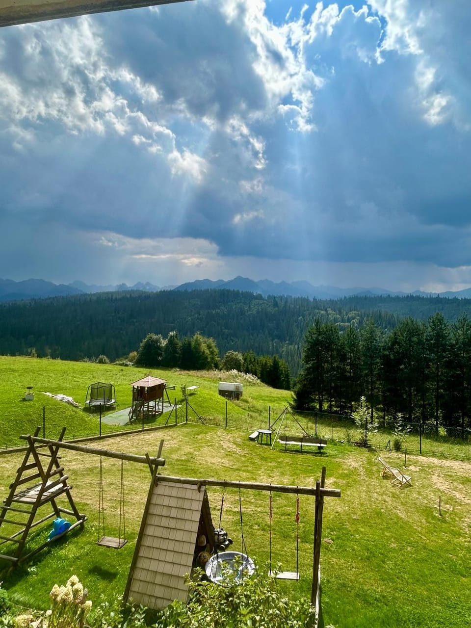 Janiołowo Ostoja ,Krok od wyciągów i basenów termalnych ,górska oaza spokoju z najcudownieszym widokiem Vacation rental in Lesser Poland Voivodeship