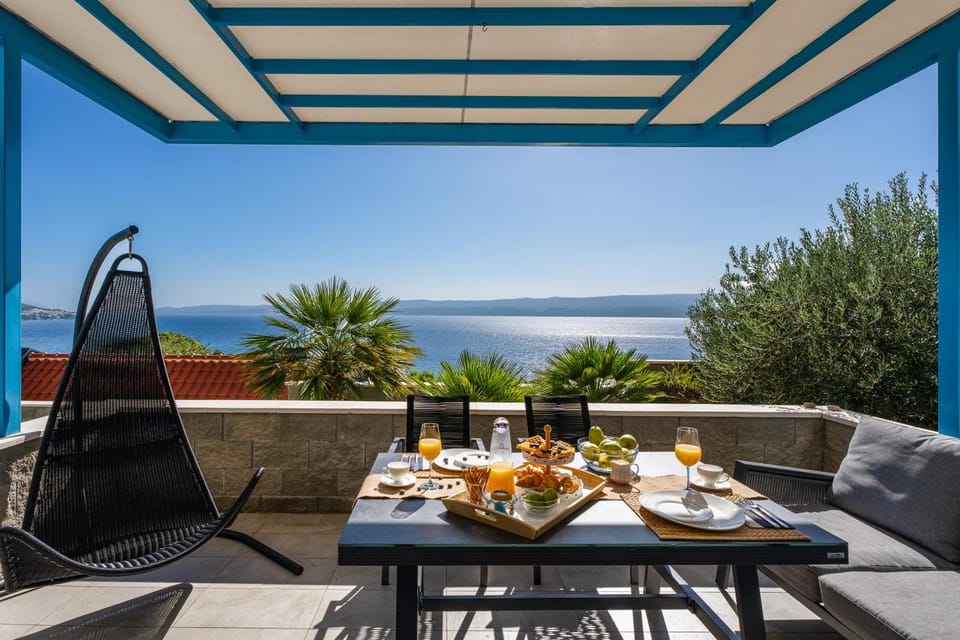 Patio, Day, View (from property/room), Balcony/Terrace, Seating area, Sea view