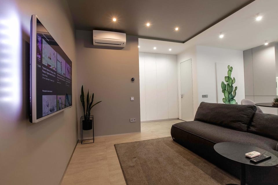 Communal lounge/ TV room, TV and multimedia, Seating area
