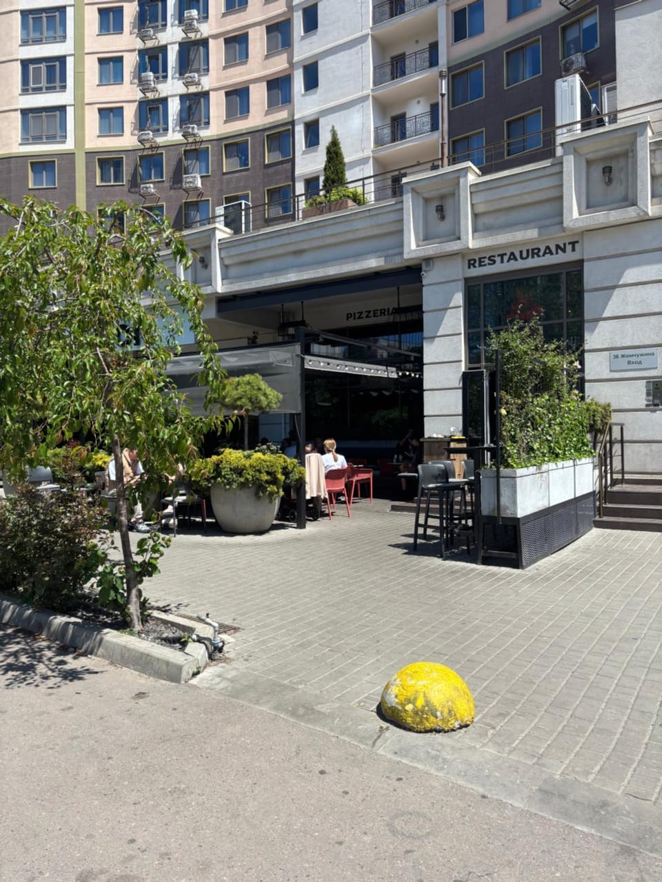 Restaurant/places to eat