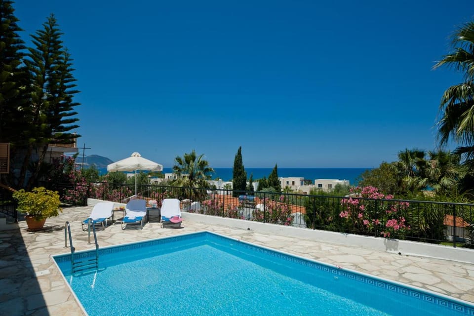 Amalia Villa Villa in Poli Crysochous