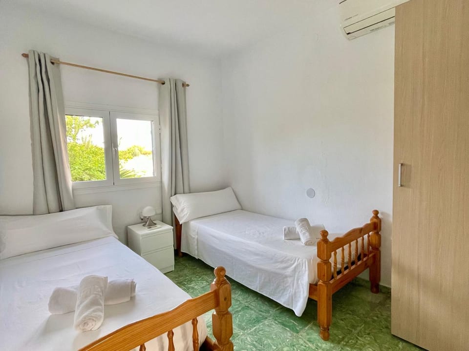 Casa frente al lago House in Formentera