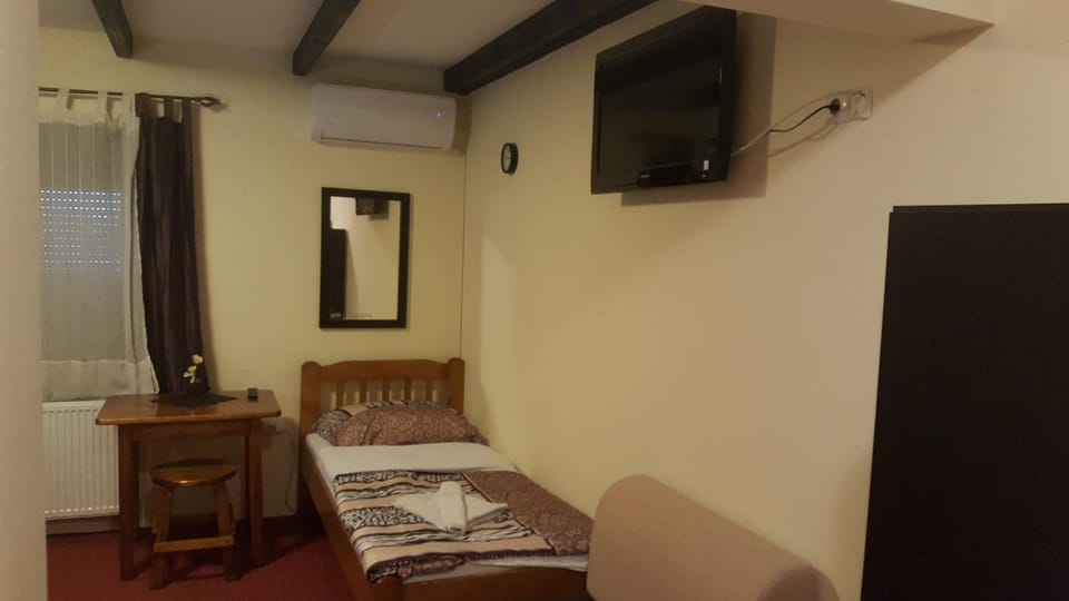 Valpovački dvori B&B Bed and Breakfast in Croatia