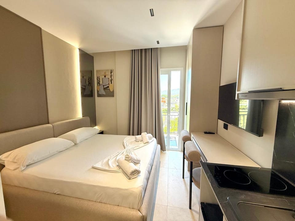 Maison Apartments Bed and Breakfast in Vlorë