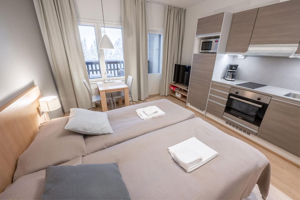 Photo of the whole room, Dining area