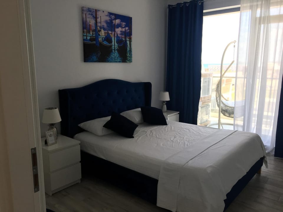 Lotus Blue Apartment in Constanta