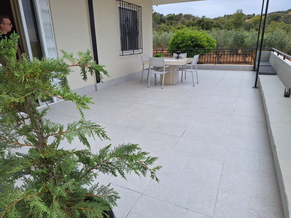 Orange Tree House in Argolis, Greece