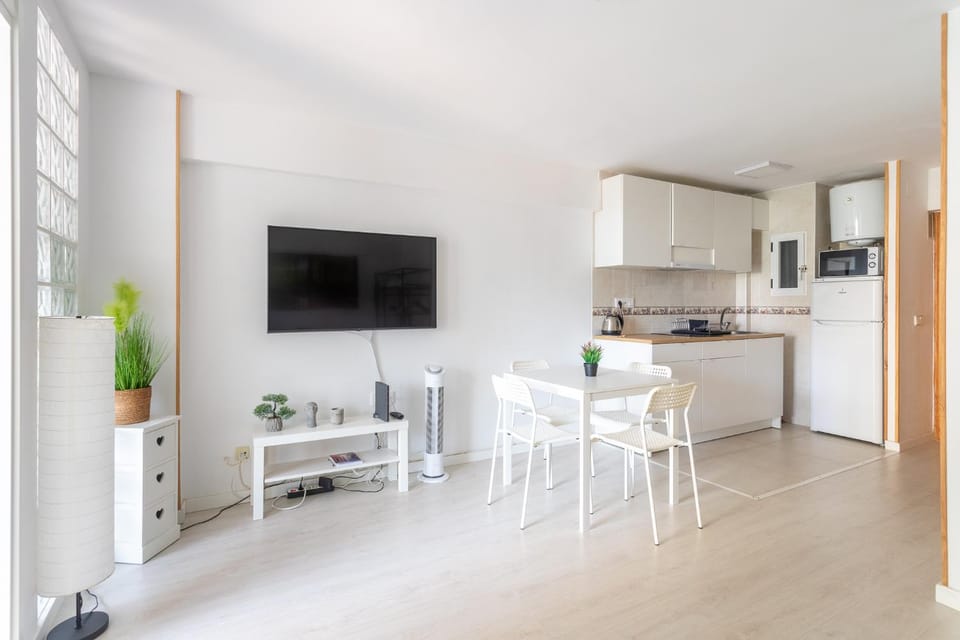 Apartamento Frente al Mar Con Parking Apartment in Benidorm