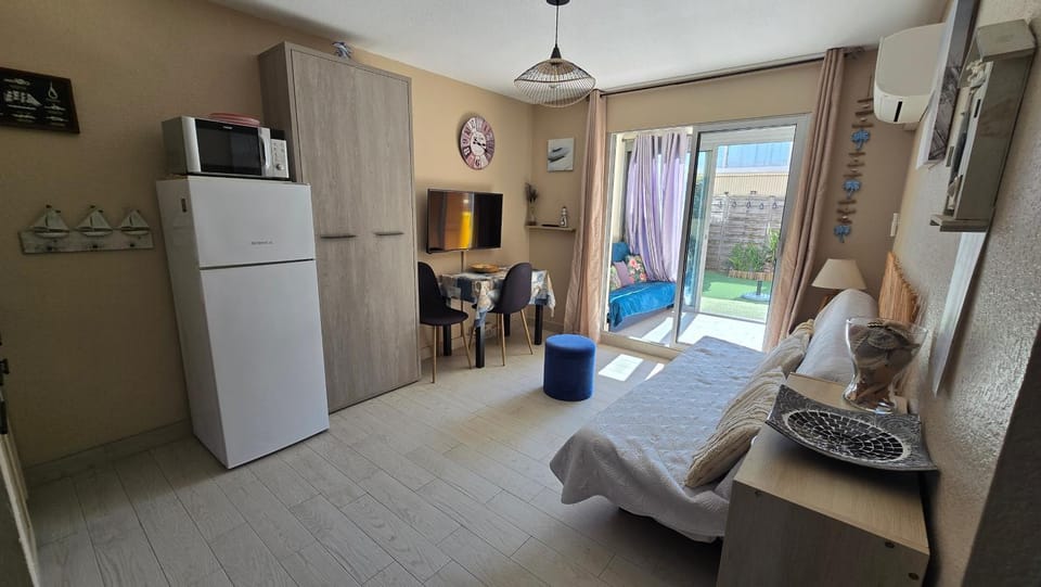 Joli T2 avec jardin plage Richelieu - 6 personnes Apartment in Agde