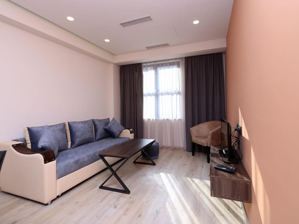 Yeznik Koghbatsi Street, 1 bedroom New Euro Renovated, Modern apartment KO167 Apartment in Yerevan