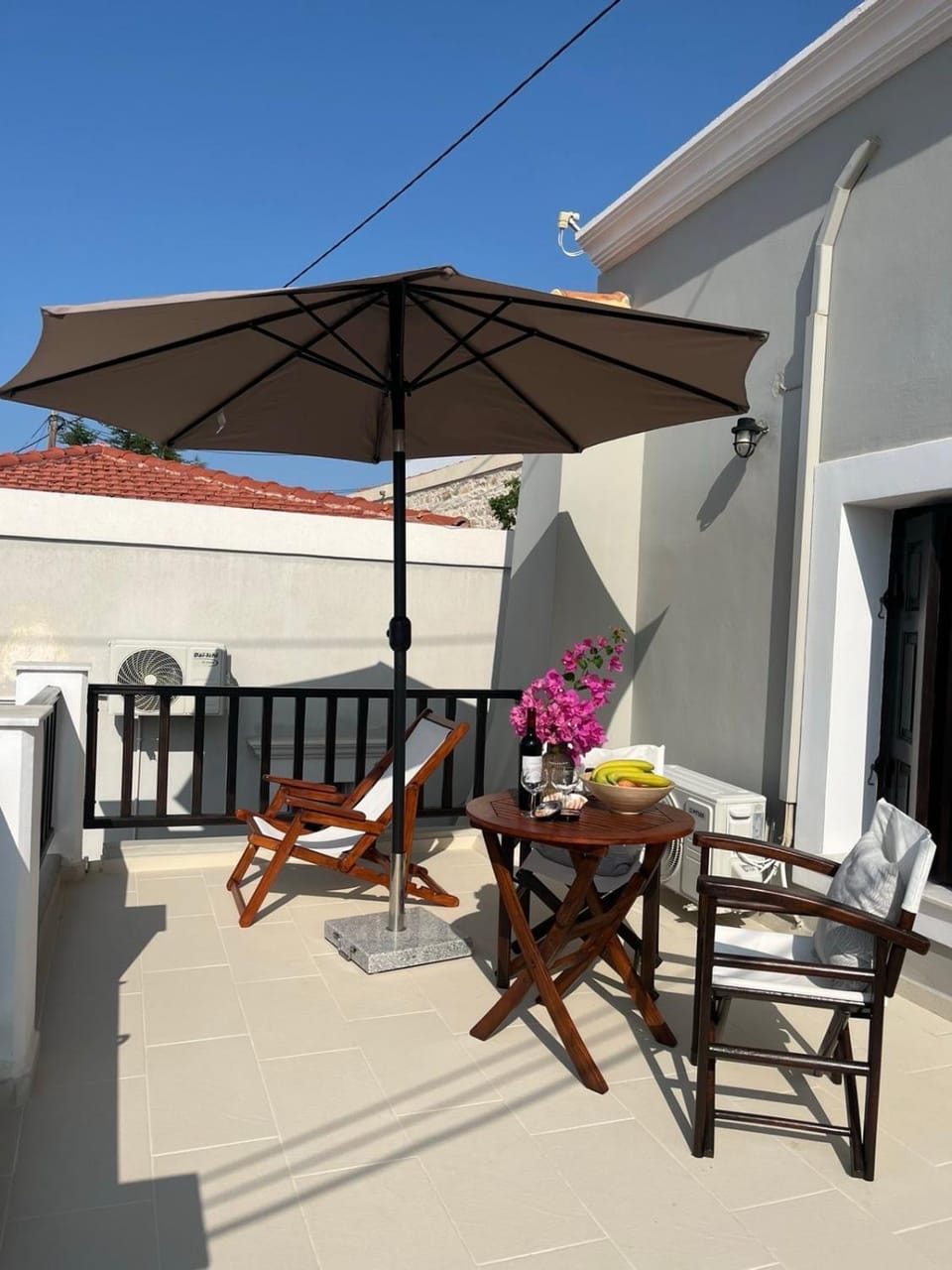 LUCA'S HOUSES Apartment in Decentralized Administration of the Aegean