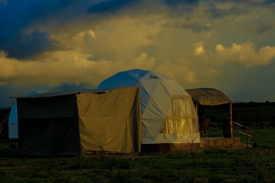 Amanya Tent Sleeps 2 with Mt Views House in Kenya
