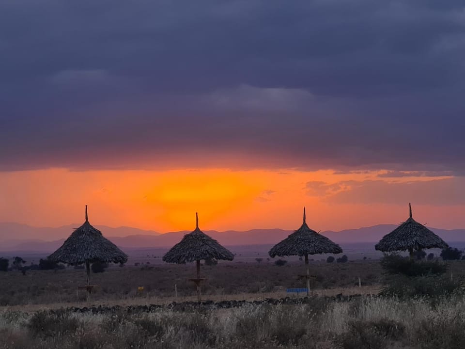 Amanya Tent Sleeps 2 with Mt Views House in Kenya