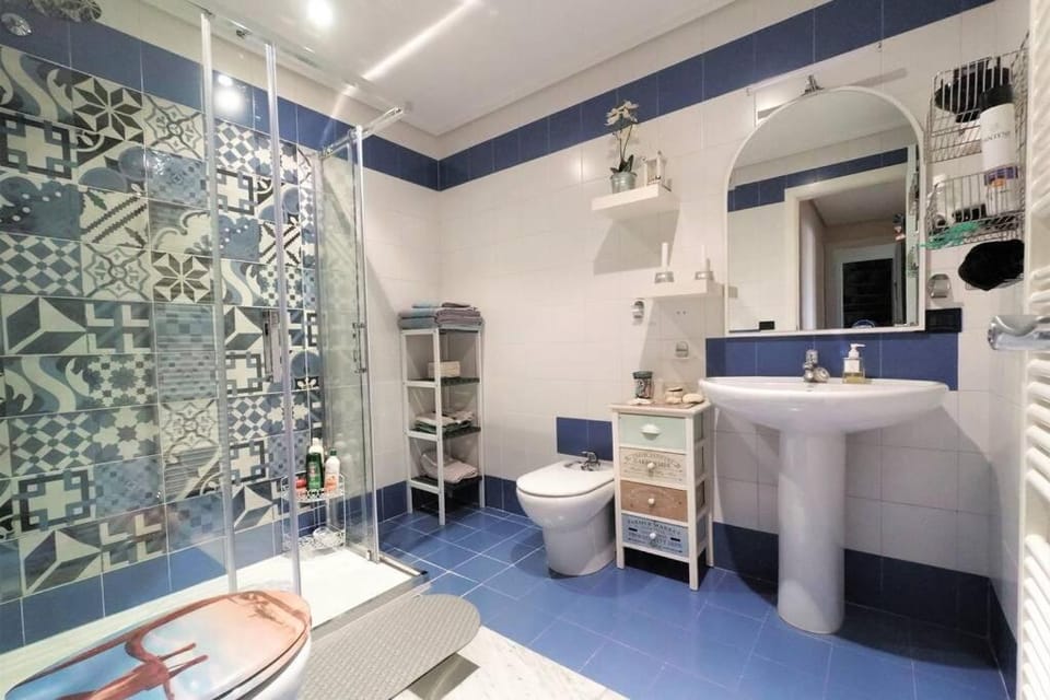 Apartamento moderno muy acogedor y luminoso •León Apartment in León