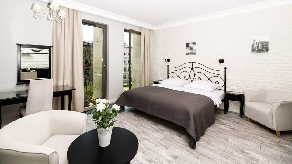 Bed, Photo of the whole room