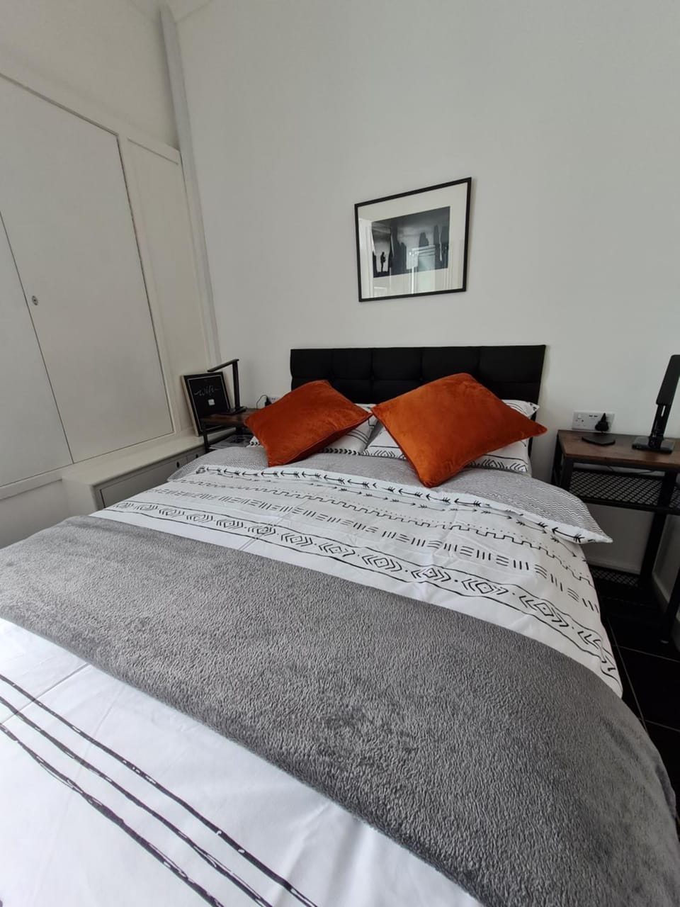 No.8 Capsule hotel in Scotland