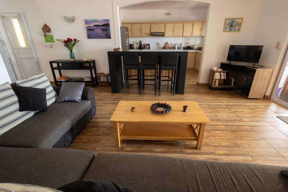 Communal lounge/ TV room, Living room, kitchen