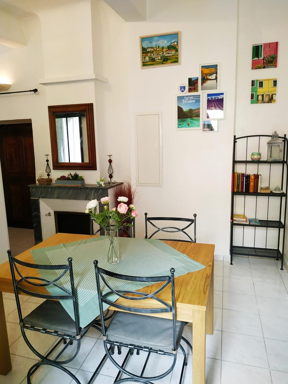 Seating area