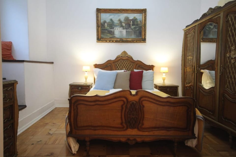 Bed, Bedroom