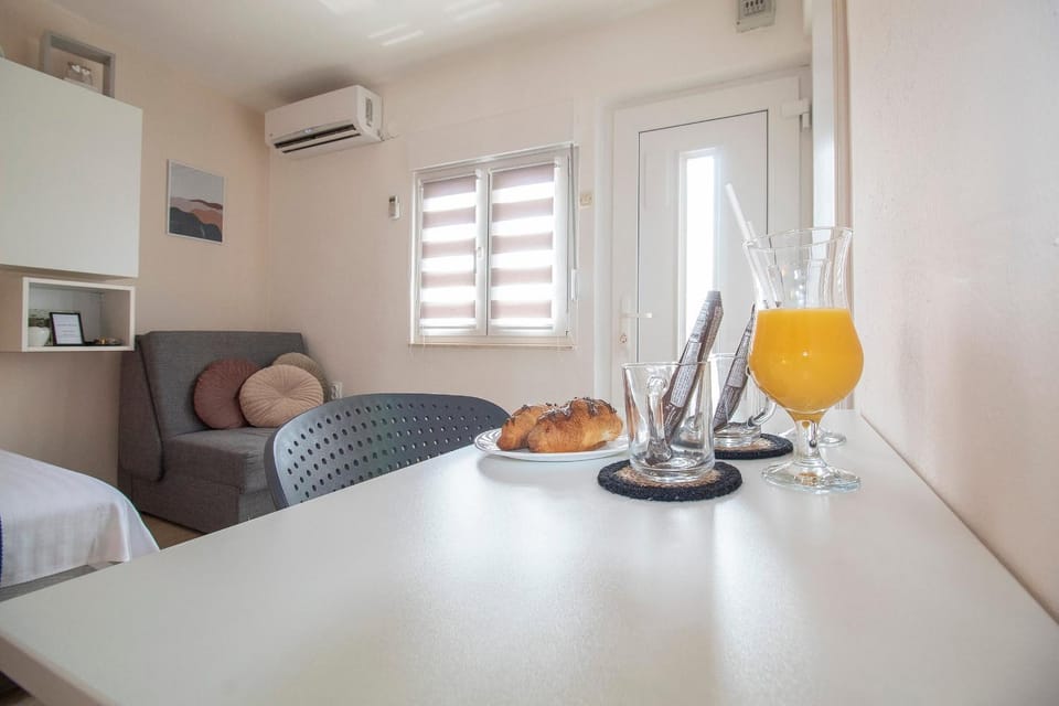Studio Apartmani M Apartment in Dubrovnik-Neretva County