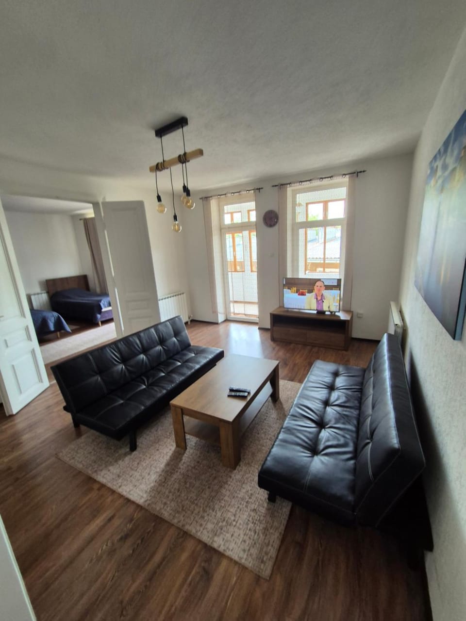 Communal lounge/ TV room, TV and multimedia, Living room, Seating area, Evening entertainment