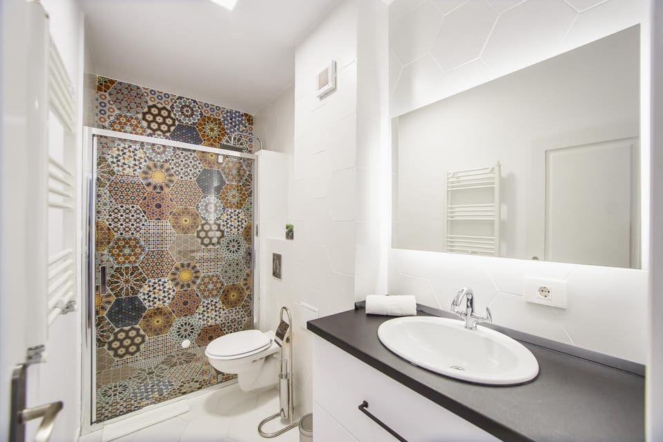 Shower, Bathroom