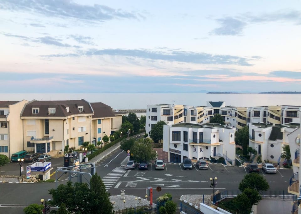 View (from property/room), Balcony/Terrace, Sea view, Street view