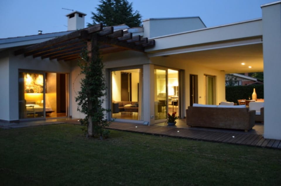 Casa Savoia Luxury House Villa in Bardolino