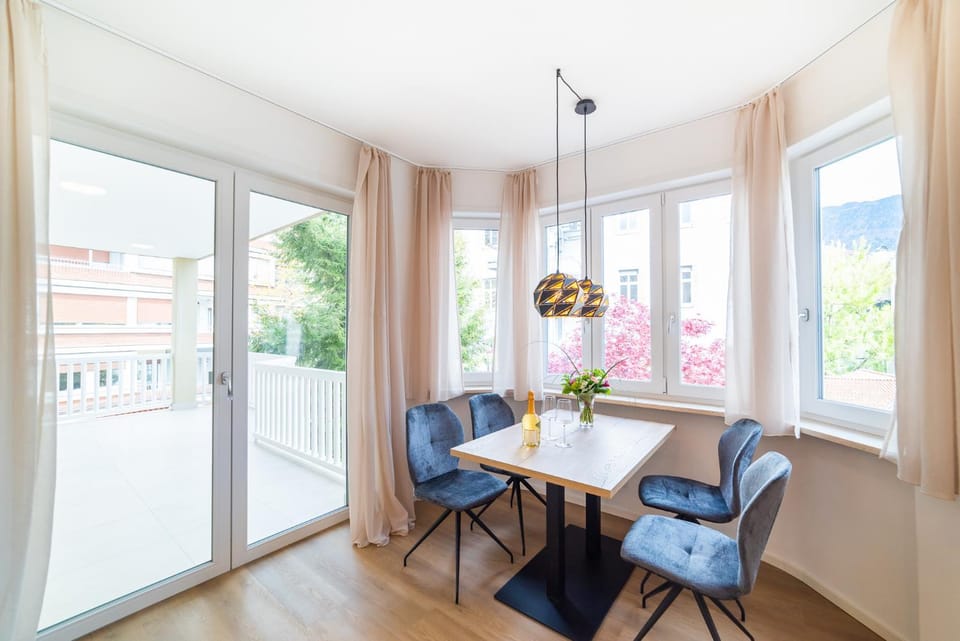 Property building, View (from property/room), Balcony/Terrace, Living room