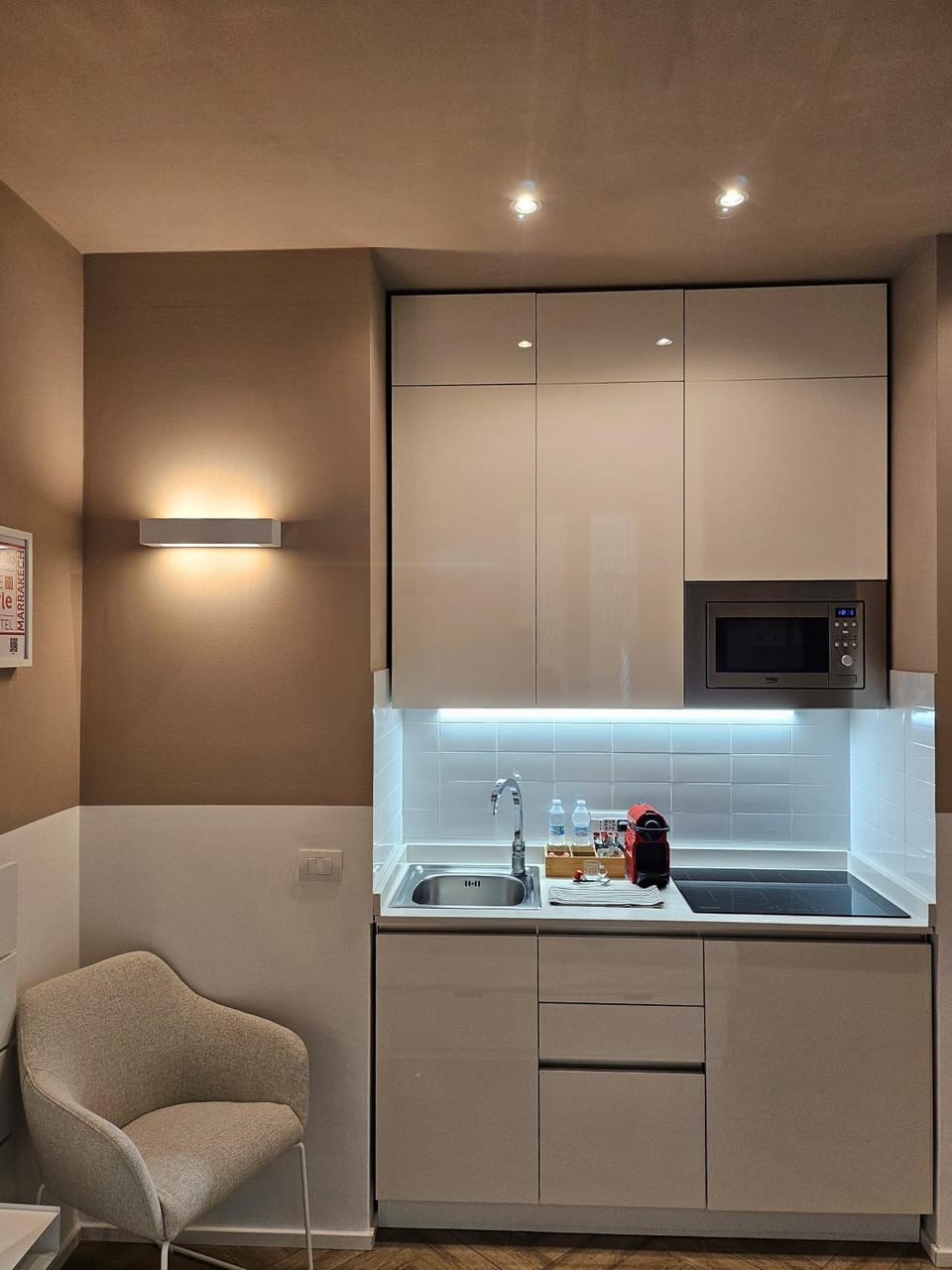 Kitchen or kitchenette