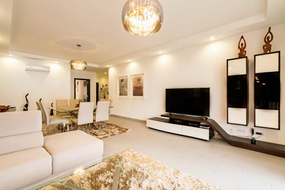 Communal lounge/ TV room, TV and multimedia, Living room