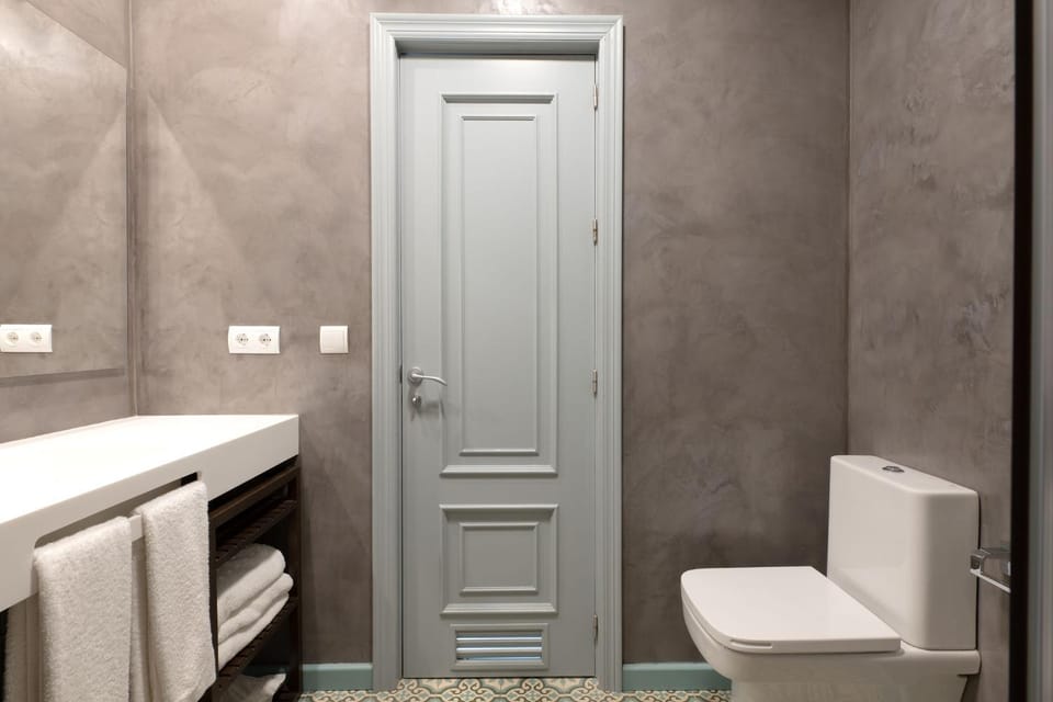 Plaza Nueva 2 Bedrooms & 2 Bathrooms Apartment in Seville