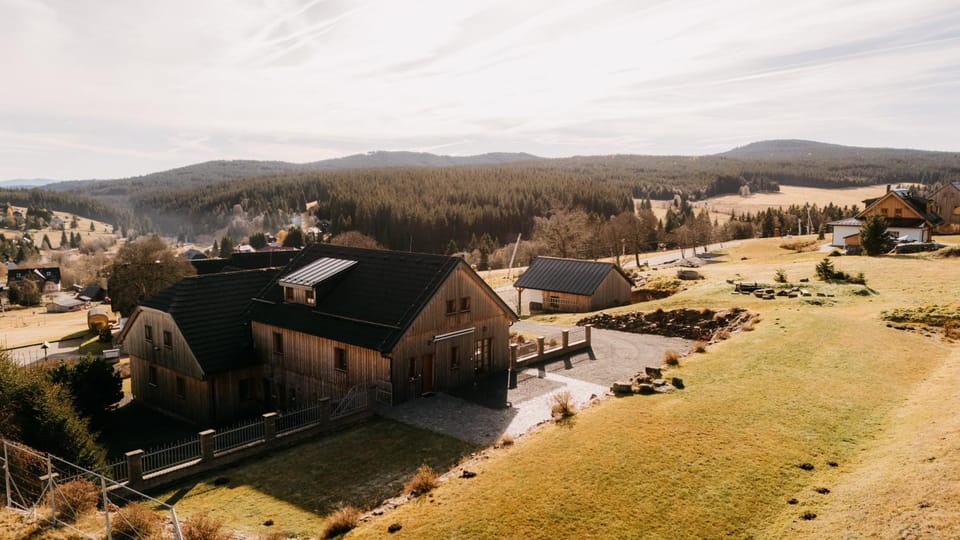 Property building, Nearby landmark, Natural landscape, Bird's eye view