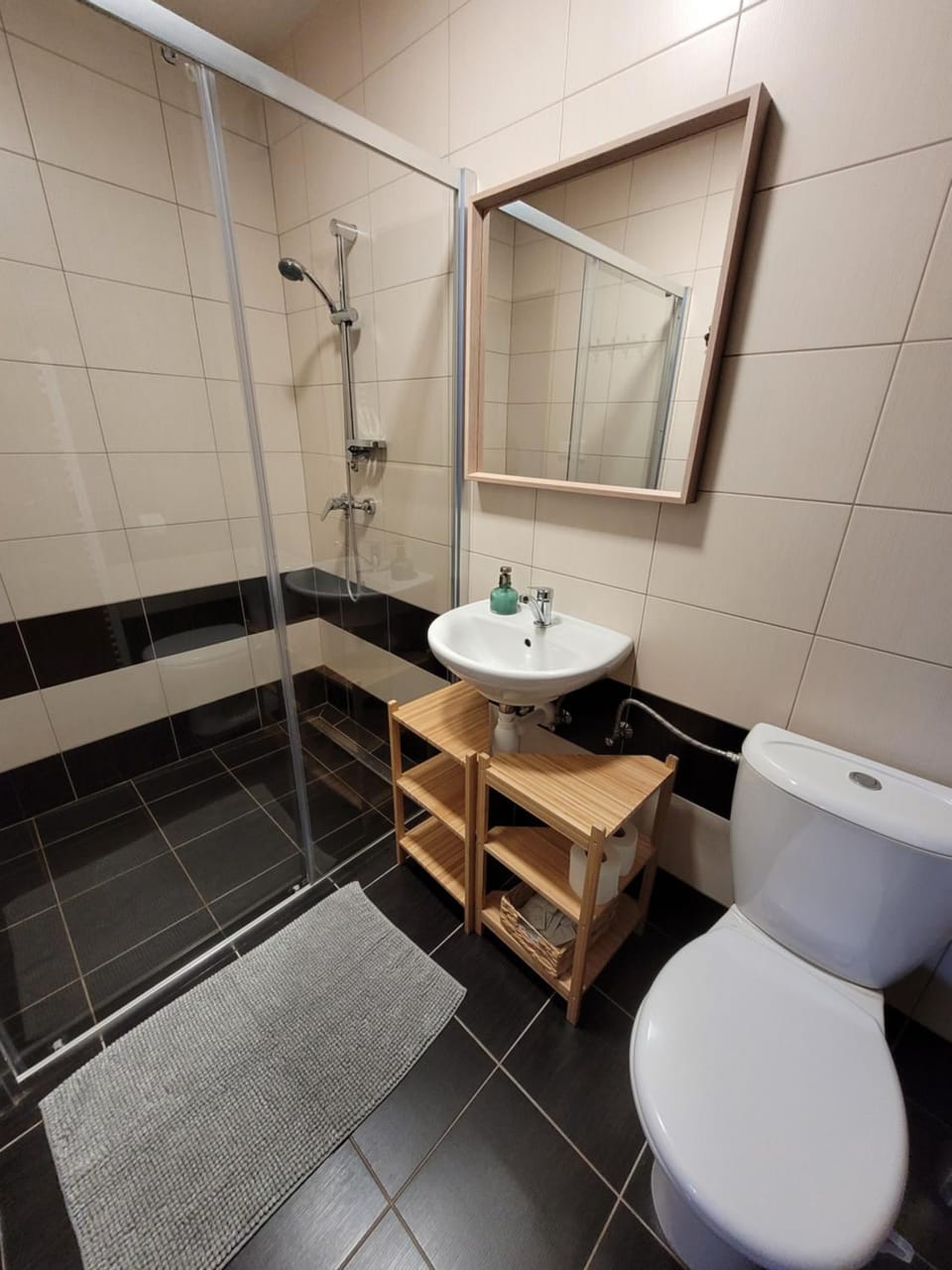 Shower, Toilet, Bathroom