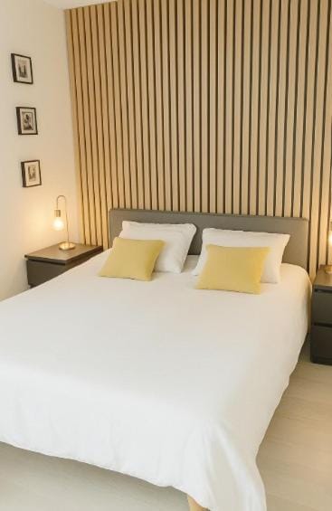 Chambres cosy proche cnpe Bugey - via rhona Bed and Breakfast in Auvergne-Rhône-Alpes