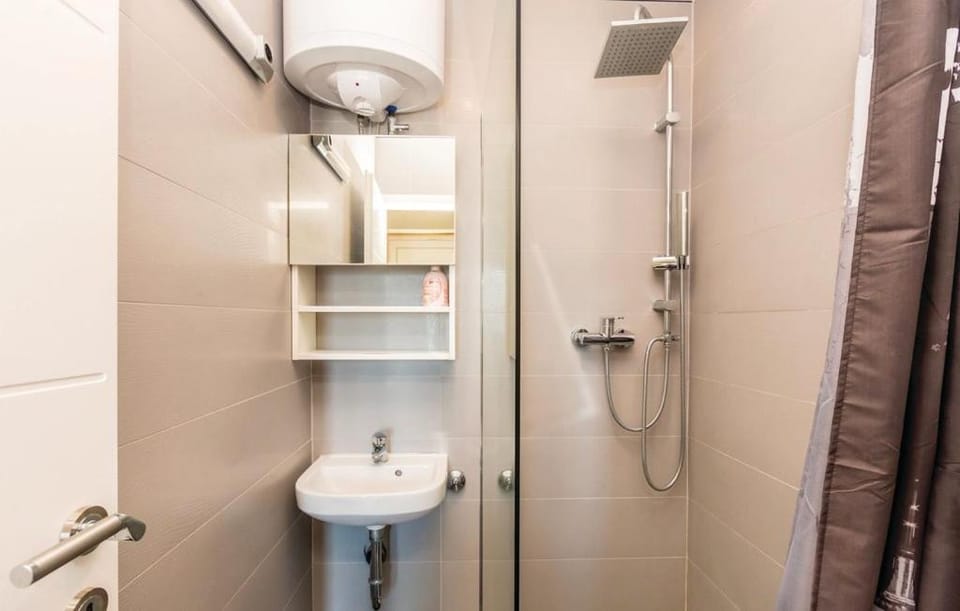 MEDITERAN Apartment in Lika-Senj County