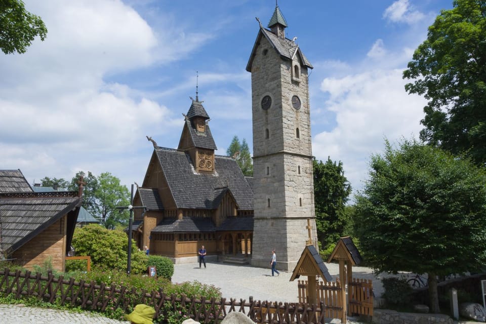Nearby landmark, Place of worship, Hiking