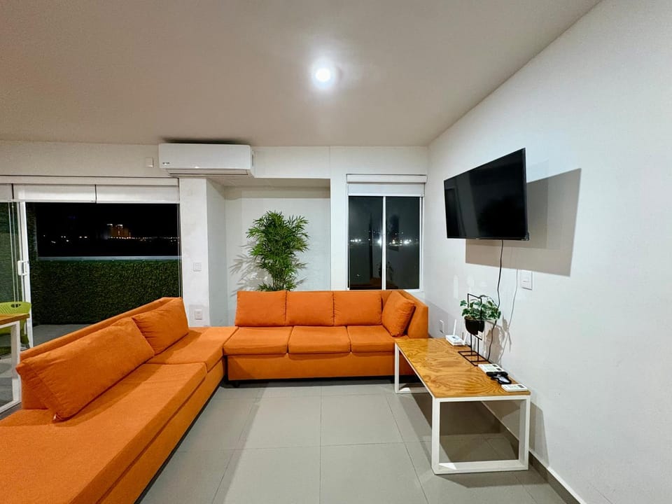 Departamento con BONITA VISTA , BALCÓN y ALBERCA !! en CERRITOS - 406 A - Apartment in Mazatlan