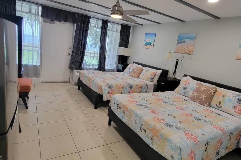 Little Harbor Resort #206 Tampa Bay FL Beach, Bayview, 2 Pools Apartment in Ruskin