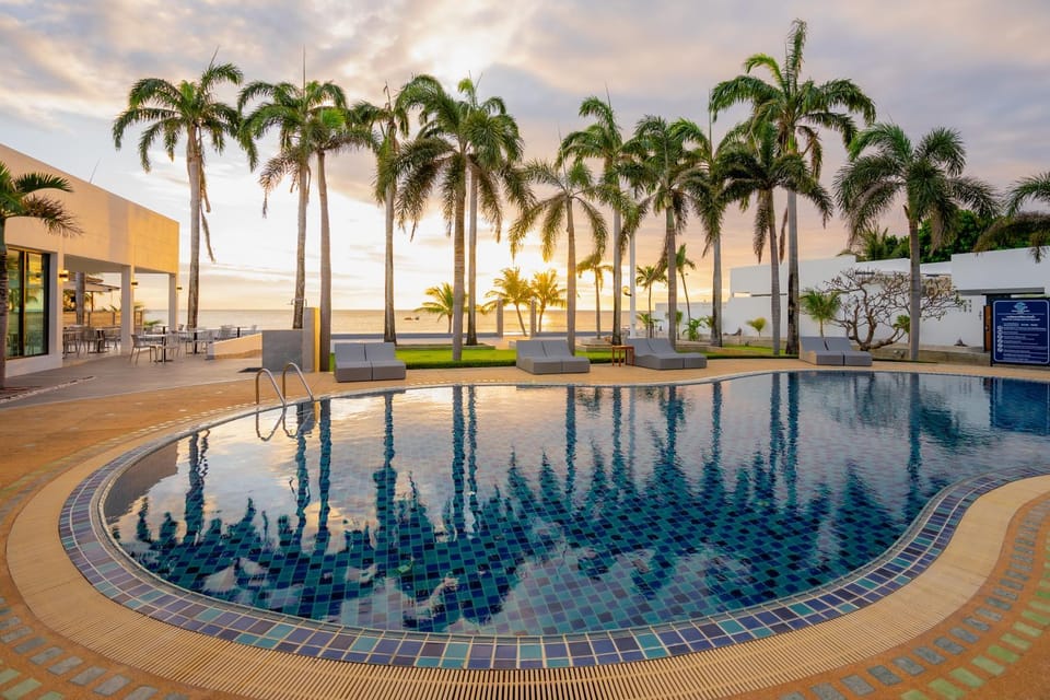 Pool view, Swimming pool, Sunset